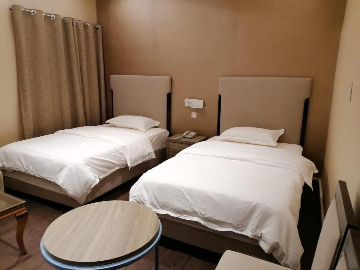 Al Shaiki Hotel Jubail Екстер'єр фото